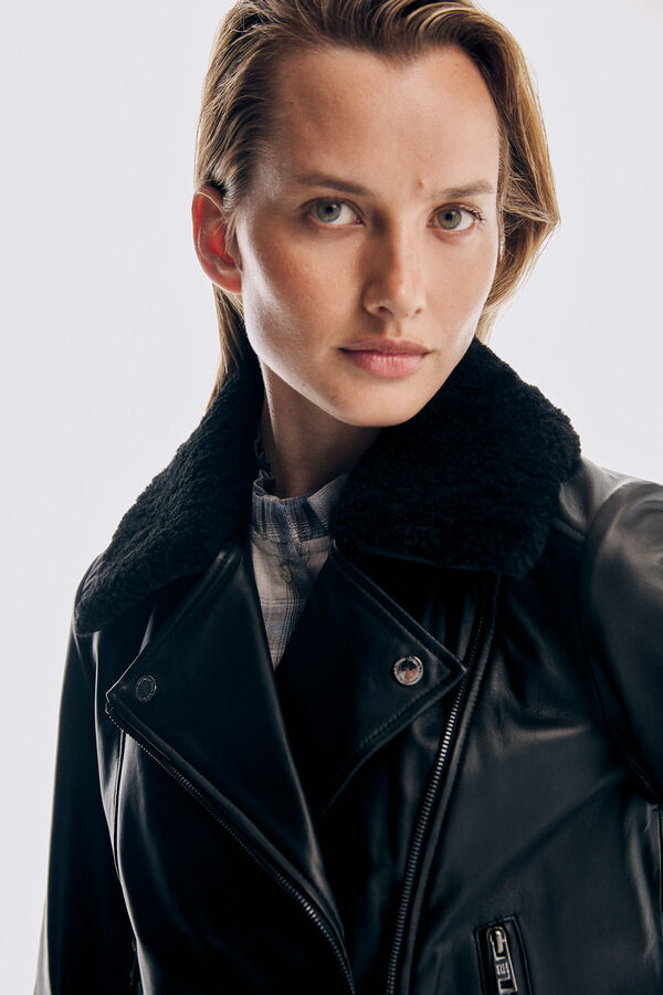 Pedro del Hierro Cazadora perfecto napa Negro