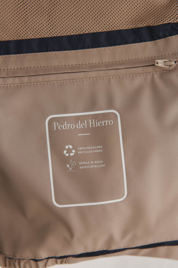 Pedro del Hierro Lightweight technical jacket Beige