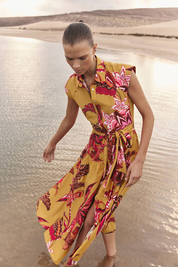 Vestido camisero sin mangas estampado