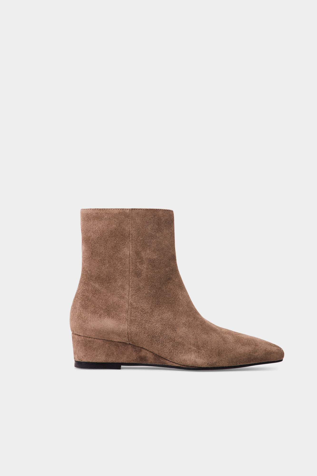 Pedro del Hierro Botim de pele