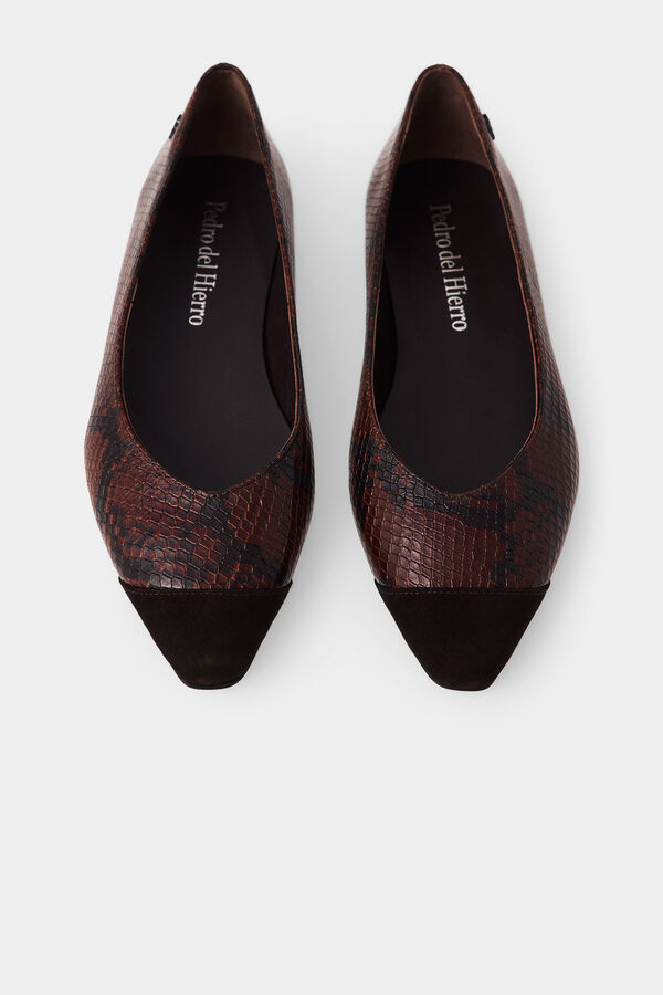 Pedro del Hierro Bailarina piel Marr&oacute;n