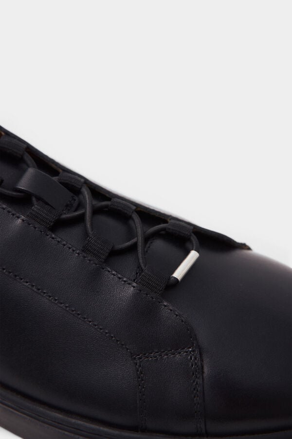 Pedro del Hierro Leather sports shoe with toe cap Black
