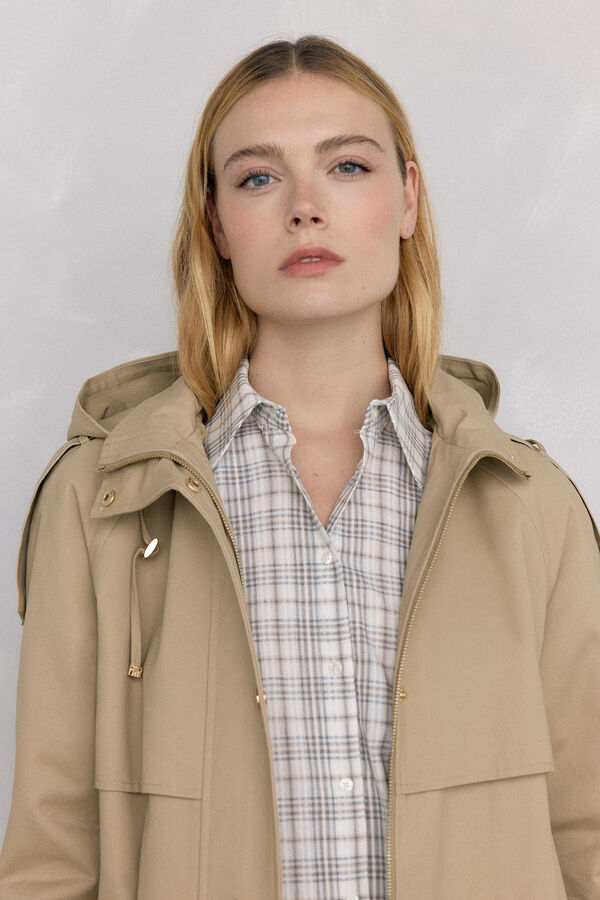 Pedro del Hierro Quilted parka with hood Beige