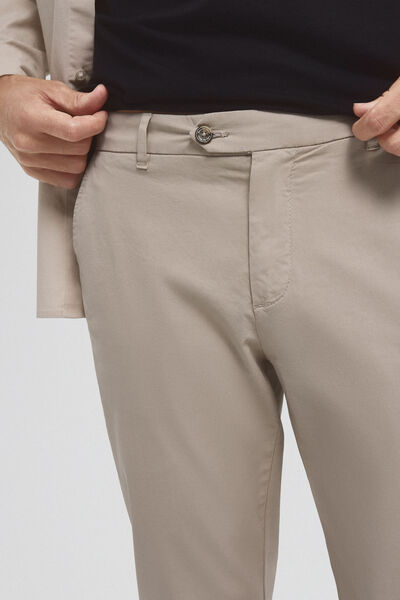 Pedro del Hierro Calças chino premium flex corte regular Ecru