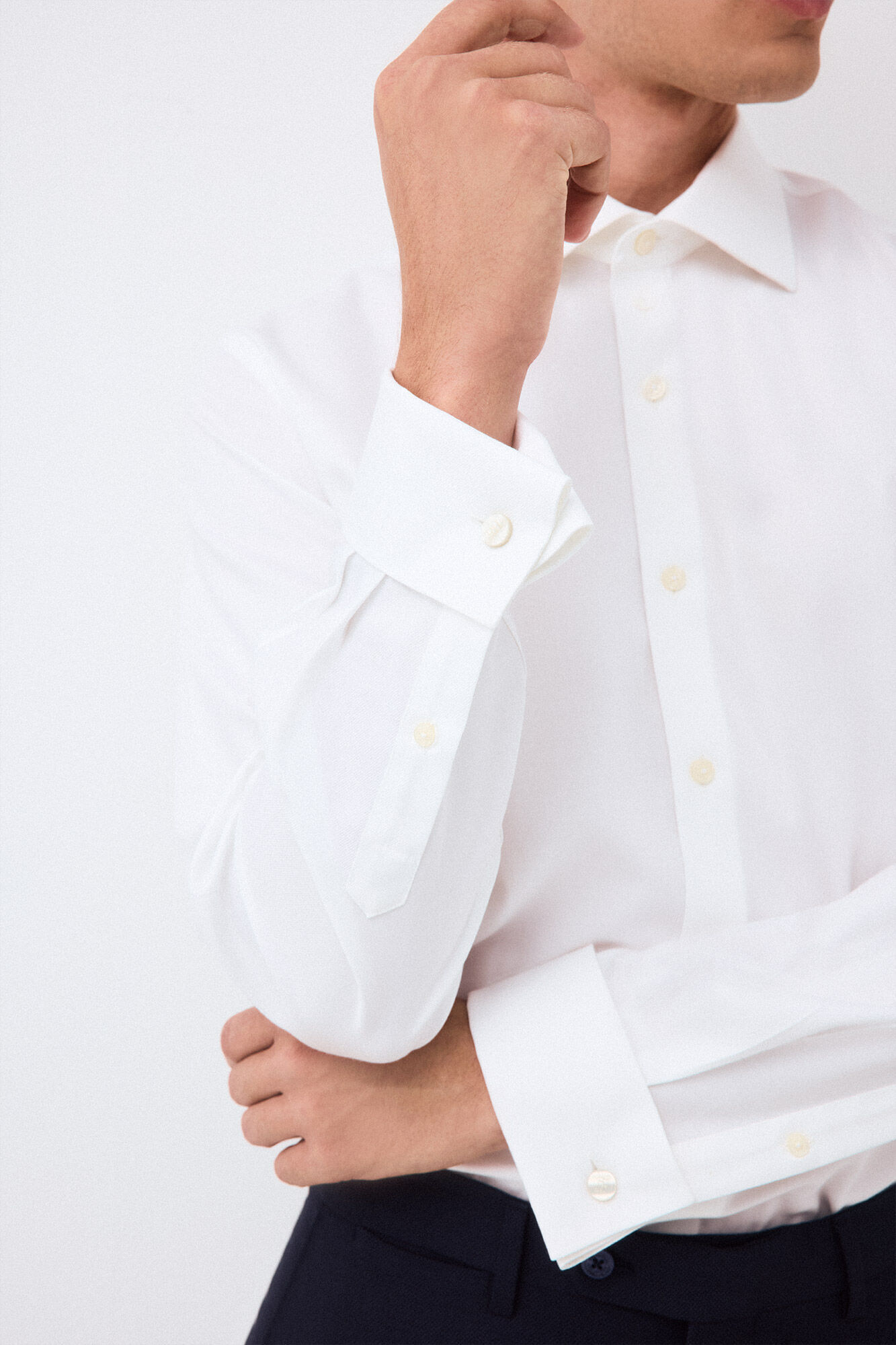 Pedro del Hierro Camisa vestir lisa non iron + antimanchas pu&ntilde;o gemelo