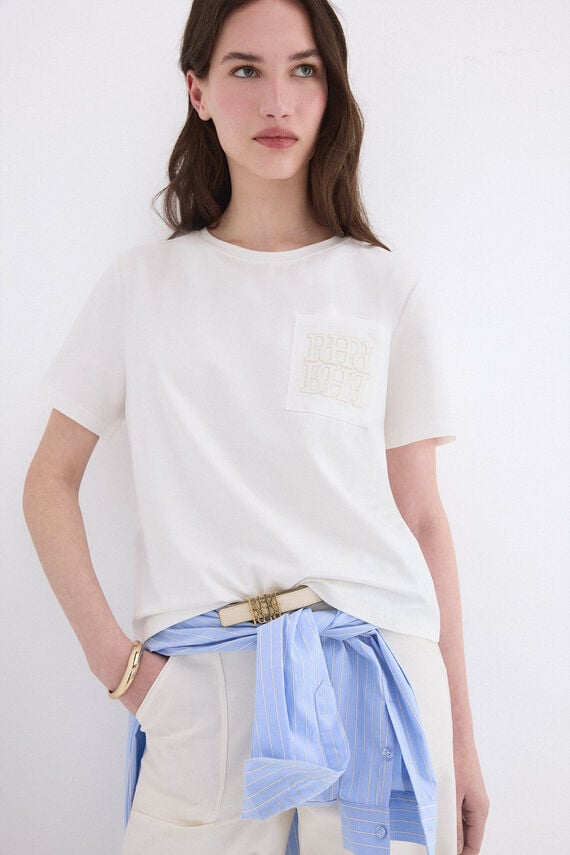Camiseta manga corta bolsillo logo bordado
