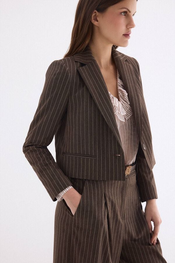Pedro del Hierro Blazer de rayas Marr&oacute;n