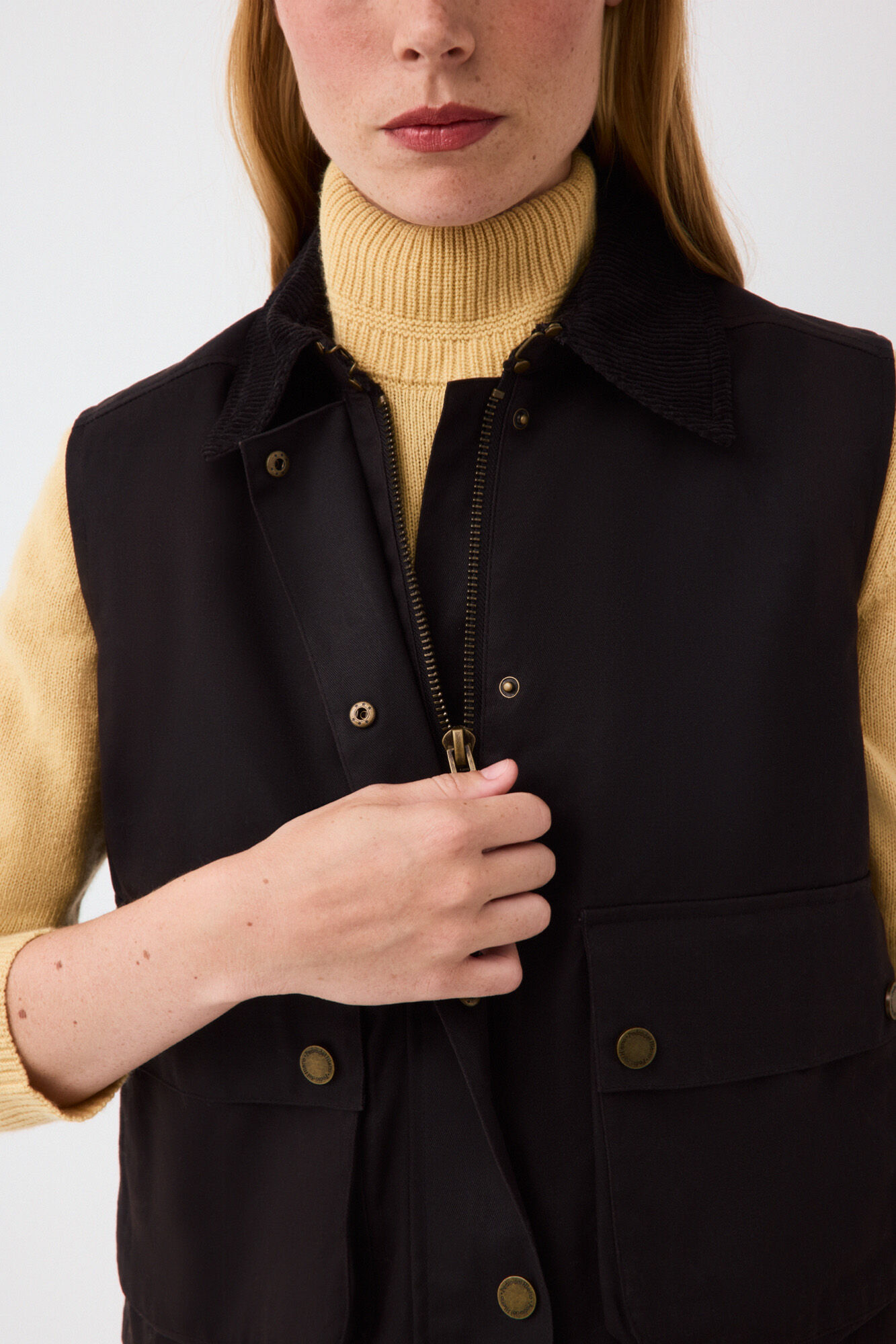 Pedro del Hierro Waxed short gilet