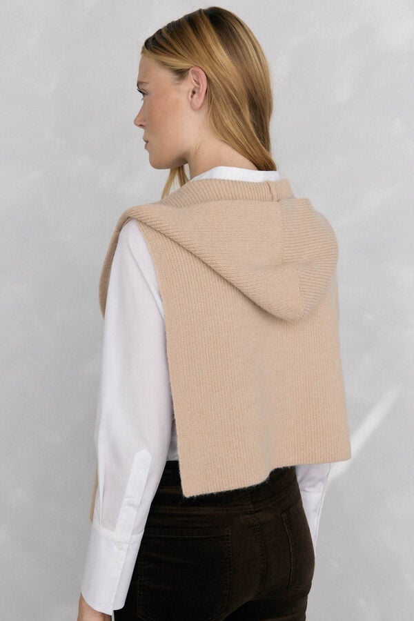 Pedro del Hierro Ribbed knit scarf Beige