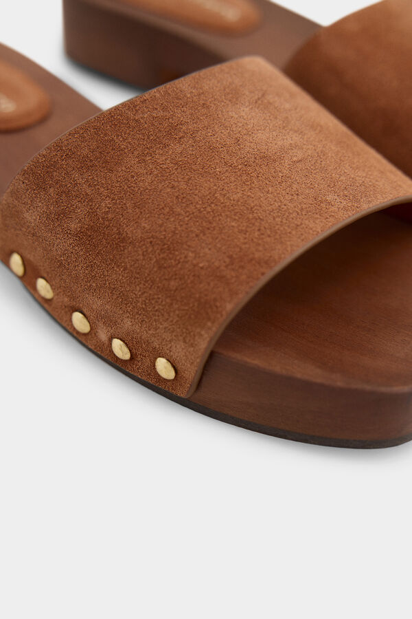 Pedro del Hierro Wooden clogs Beige