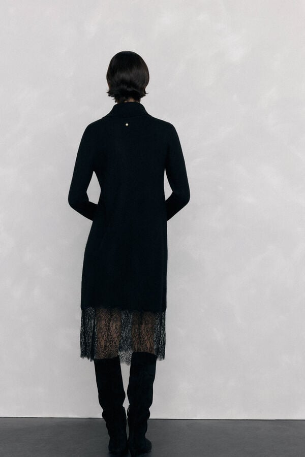 Pedro del Hierro Jersey-Knit dress with lace detail at the hem. Black