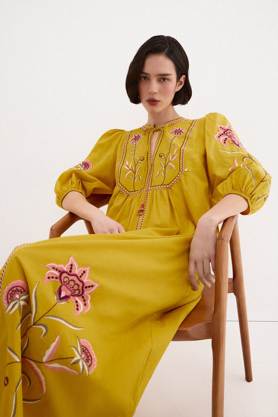 Vestido túnica bordados