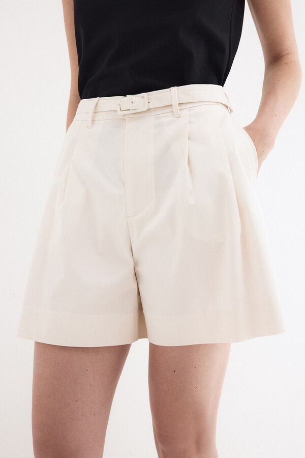 Pedro del Hierro Classic Bermuda shorts Ecru