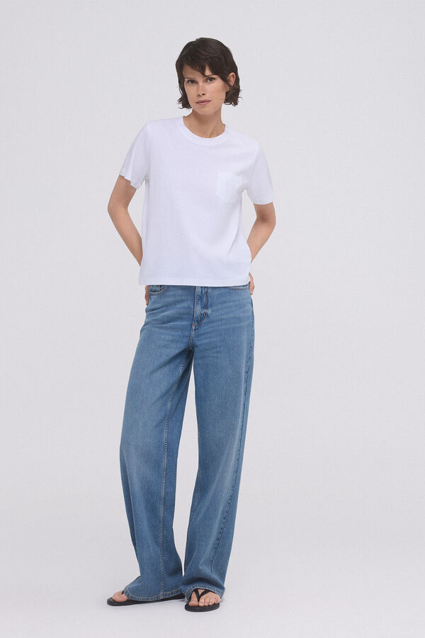 Pedro del Hierro Basic T-shirt with embroidered pocket Beige