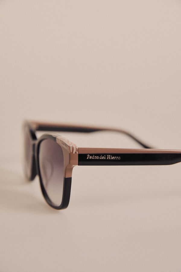 Pedro del Hierro Square colour block black/nude acetate glasses Black