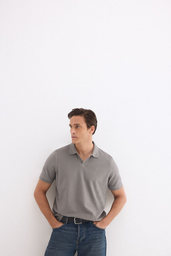 Pedro del Hierro Polo textura Gris