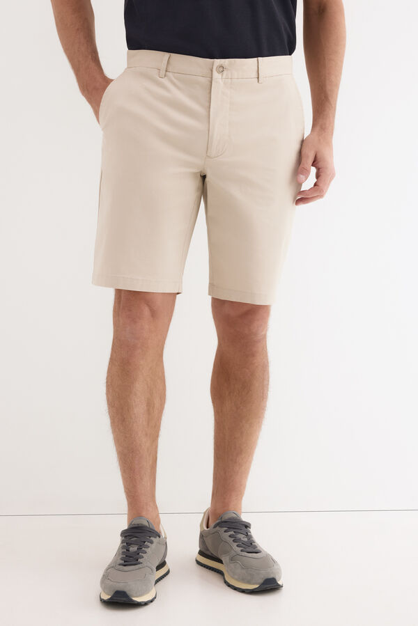 Pedro del Hierro Basic regular Bermuda shorts Beige