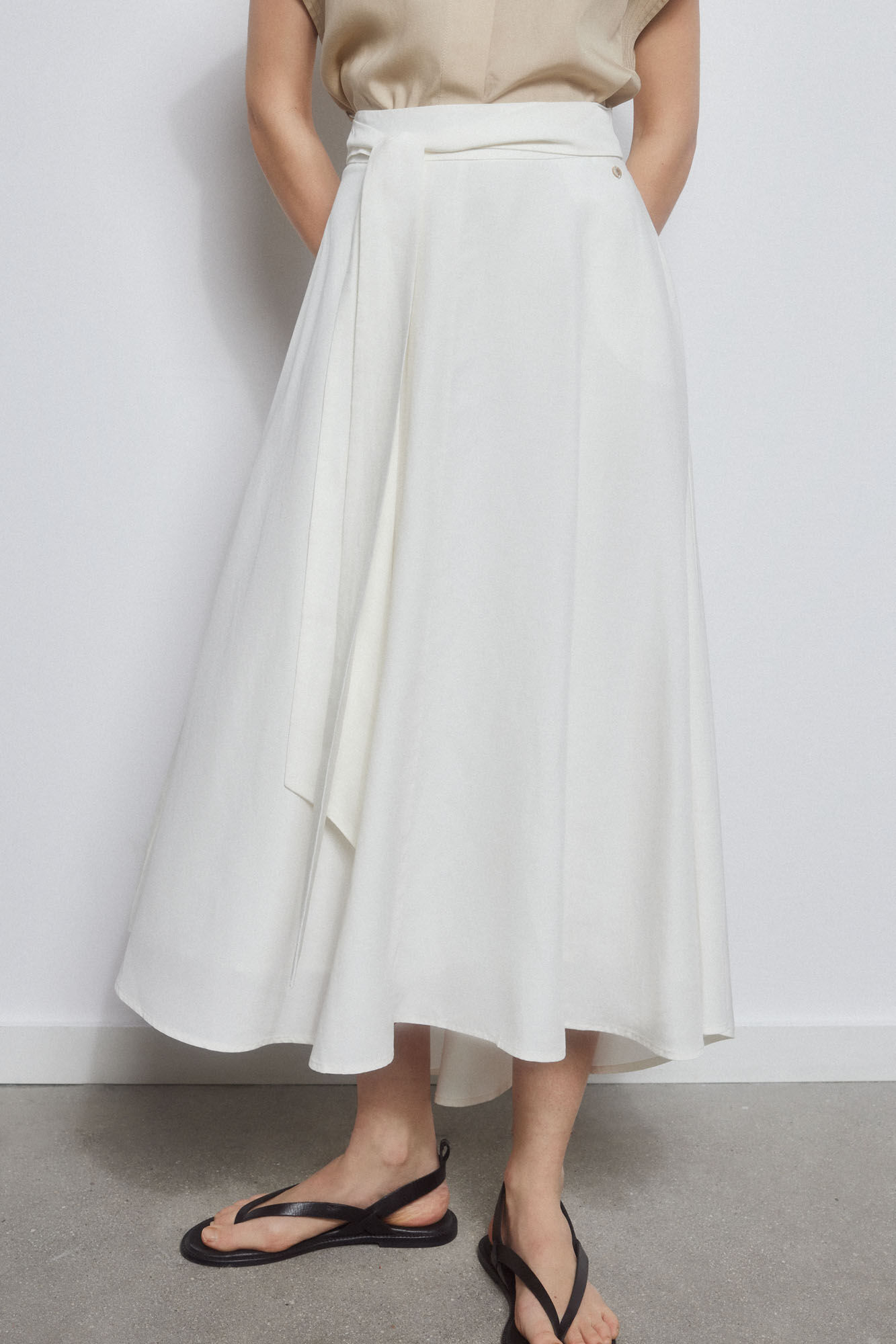 Pedro del Hierro Falda midi fluida