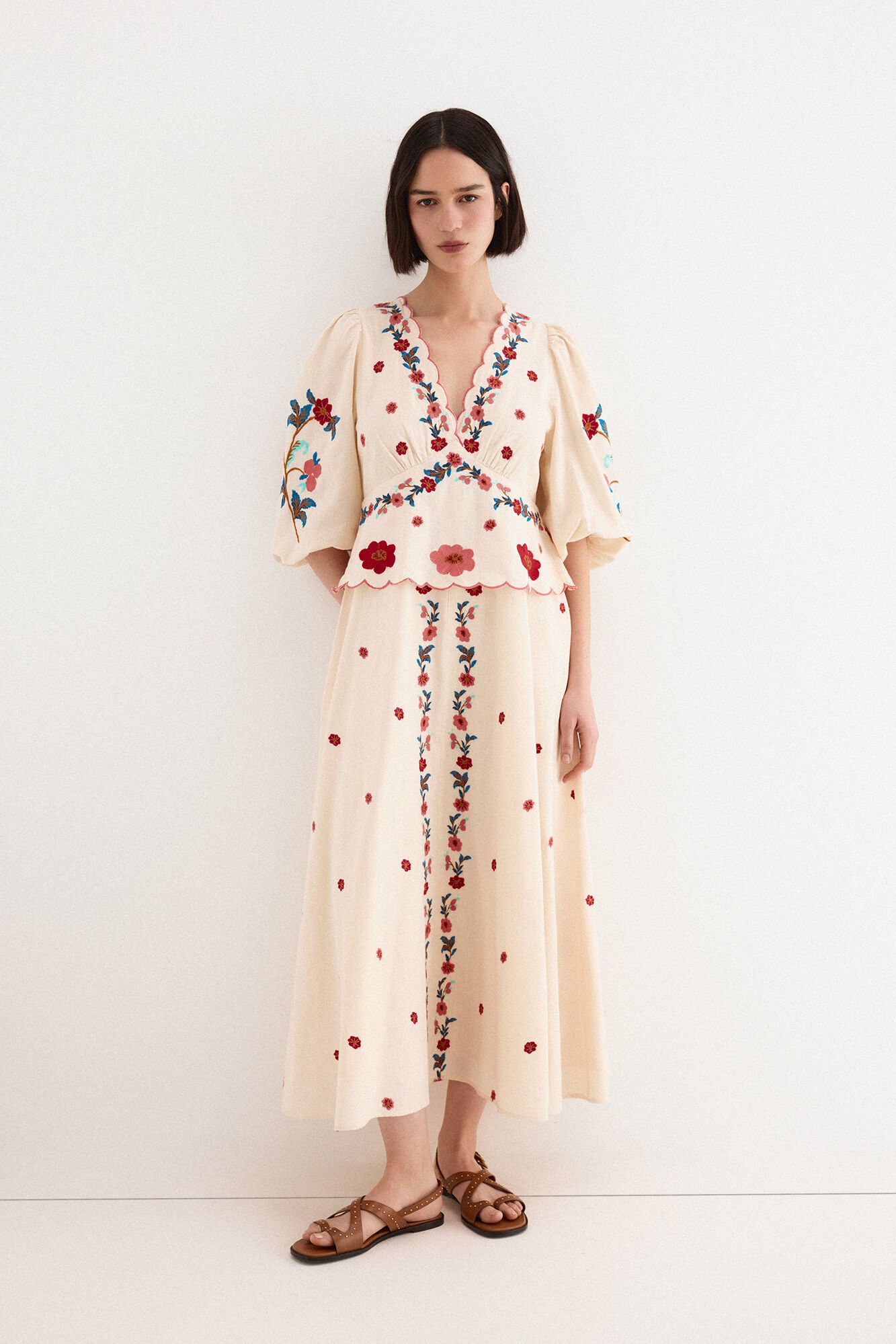 TFP by Tamara Falc&oacute; Vestido bordado