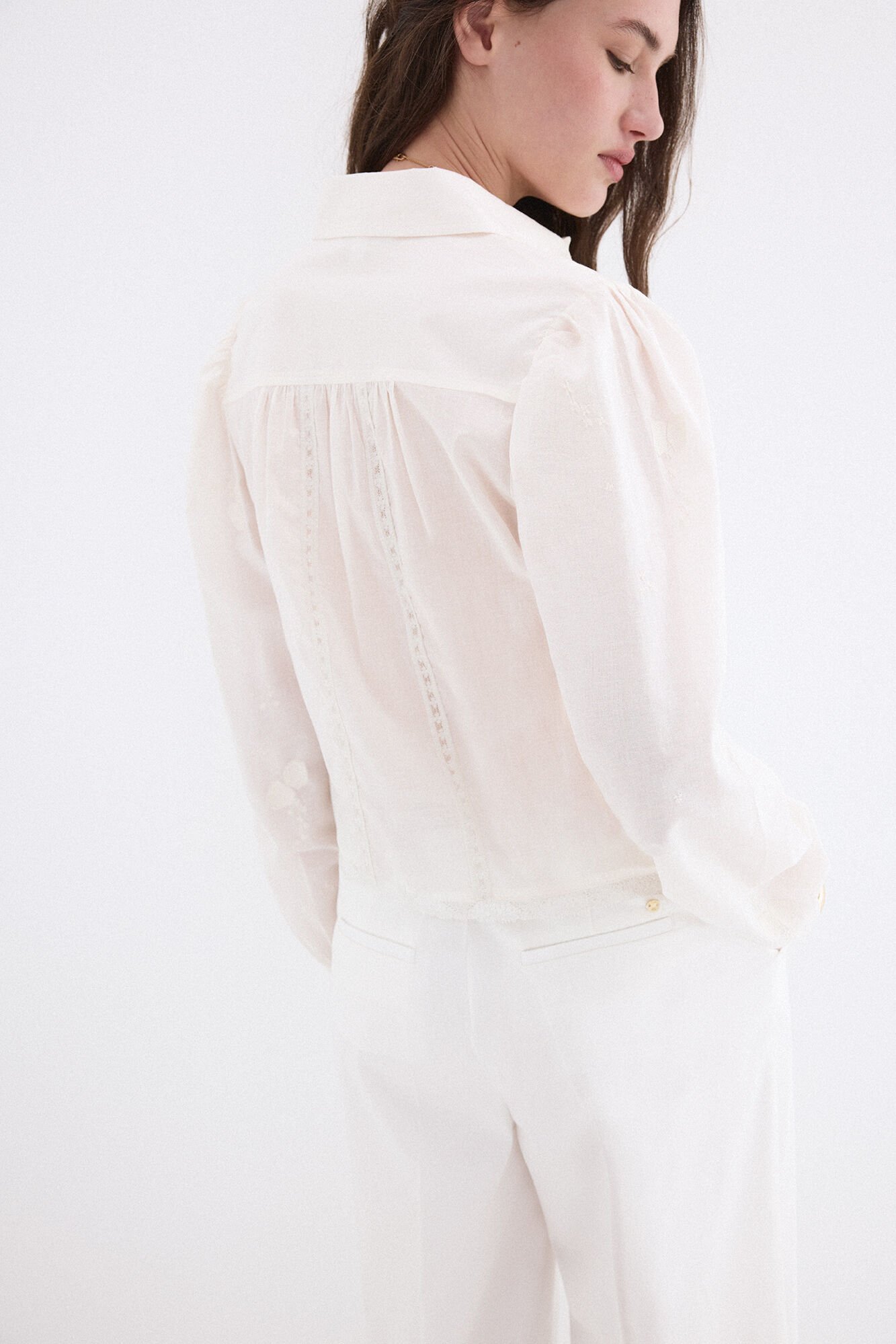 Pedro del Hierro Short embroidered shirt