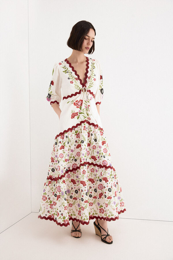 TFP by Tamara Falc&oacute; Vestido comprido estampado Branco