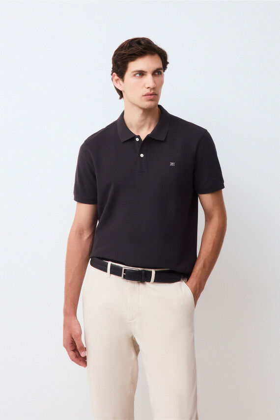 Polo básico slim piqué