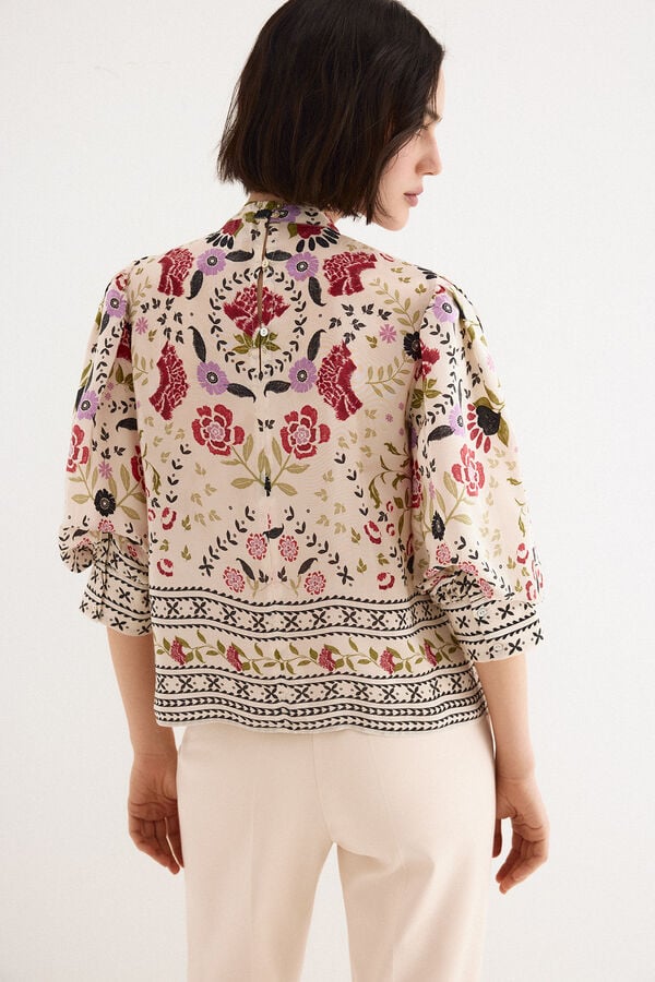 TFP by Tamara Falc&oacute; Blusa estampada e bordada Ecru