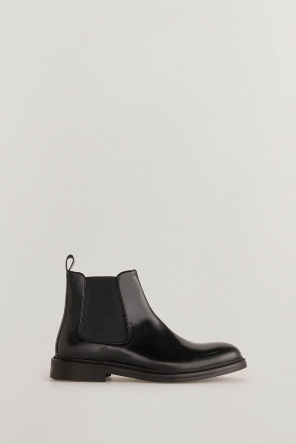 Pedro del Hierro leather boot with side elastic bands Black