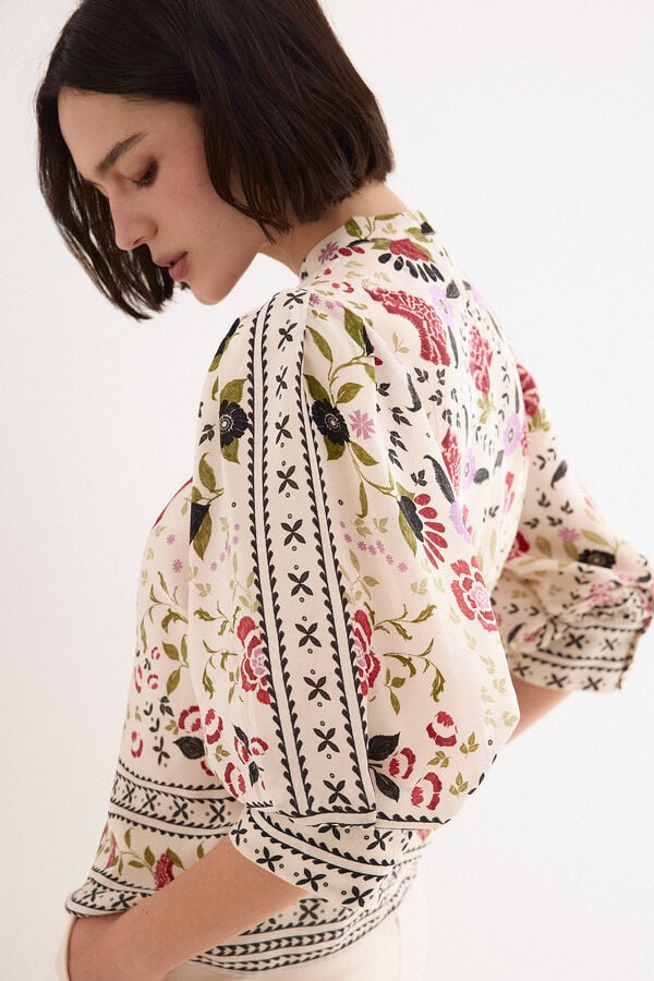 TFP by Tamara Falc&oacute; Blusa estampada e bordada Ecru