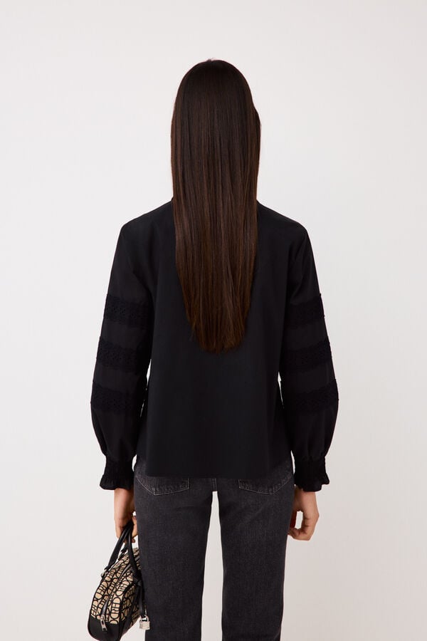 Pedro del Hierro Embroidered romantic blouse Black