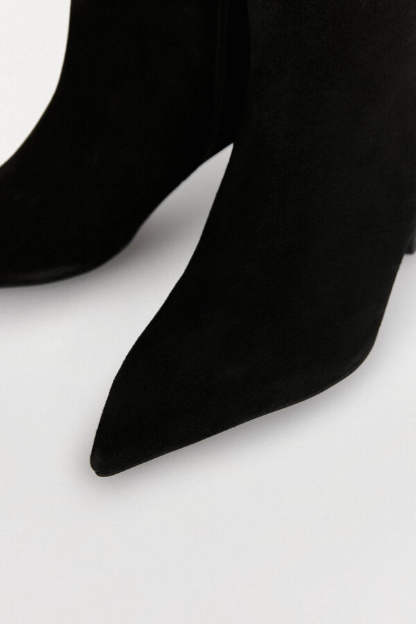 Pedro del Hierro Suede kitten heel split leather Black