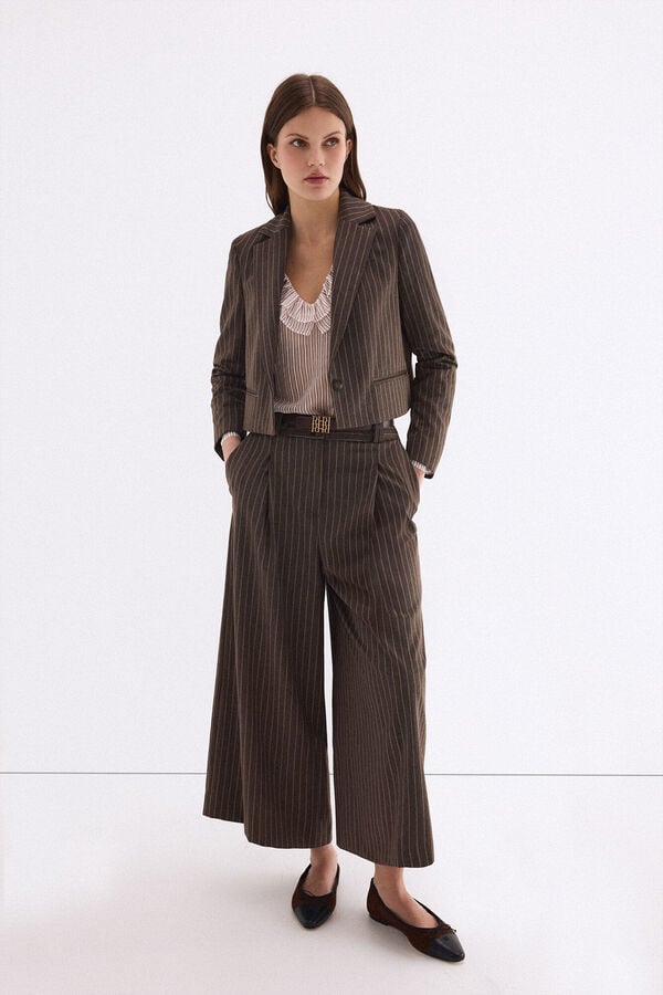 Pedro del Hierro Blazer de rayas Marr&oacute;n