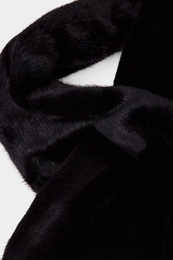 Pedro del Hierro Faux fur scarf Black