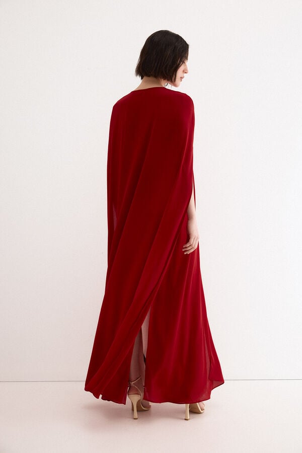 TFP by Tamara Falc&oacute; Georgette cape Red