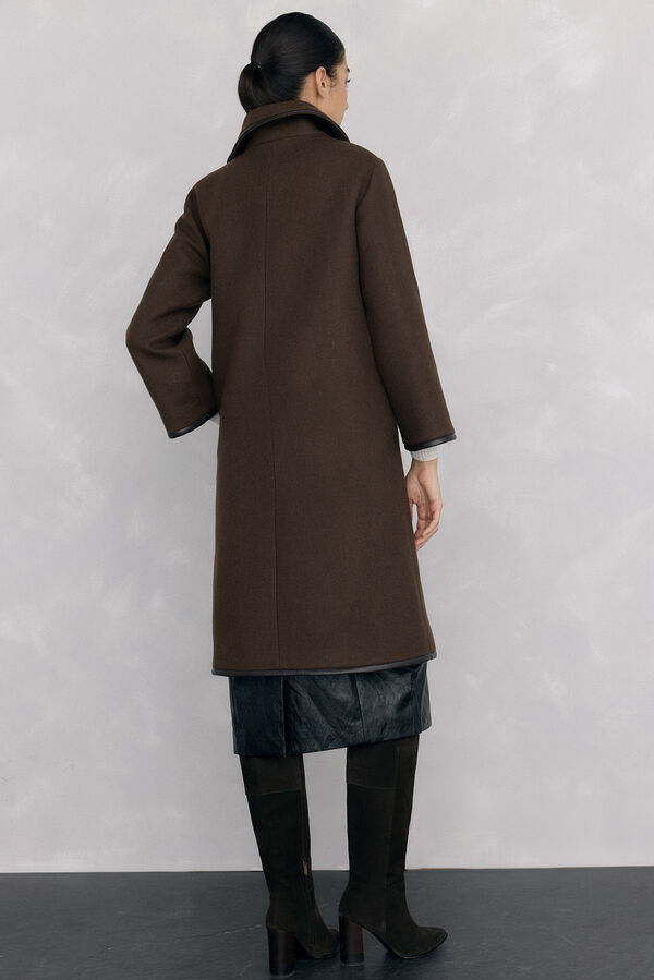 Pedro del Hierro Coat with contrasting details Brown