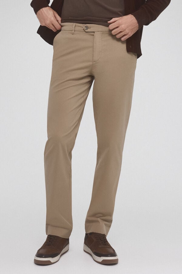 Pedro del Hierro Calças chino premium flex corte regular Beige