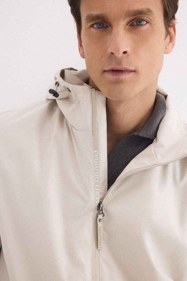 Pedro del Hierro Technical lightweight hooded jacket Grey