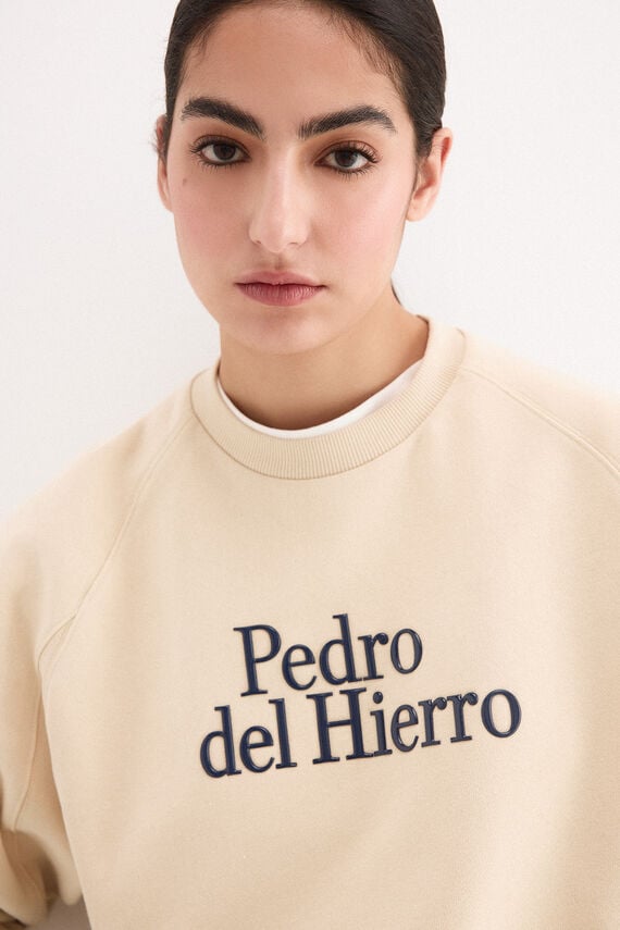 Sudadera activewear logo