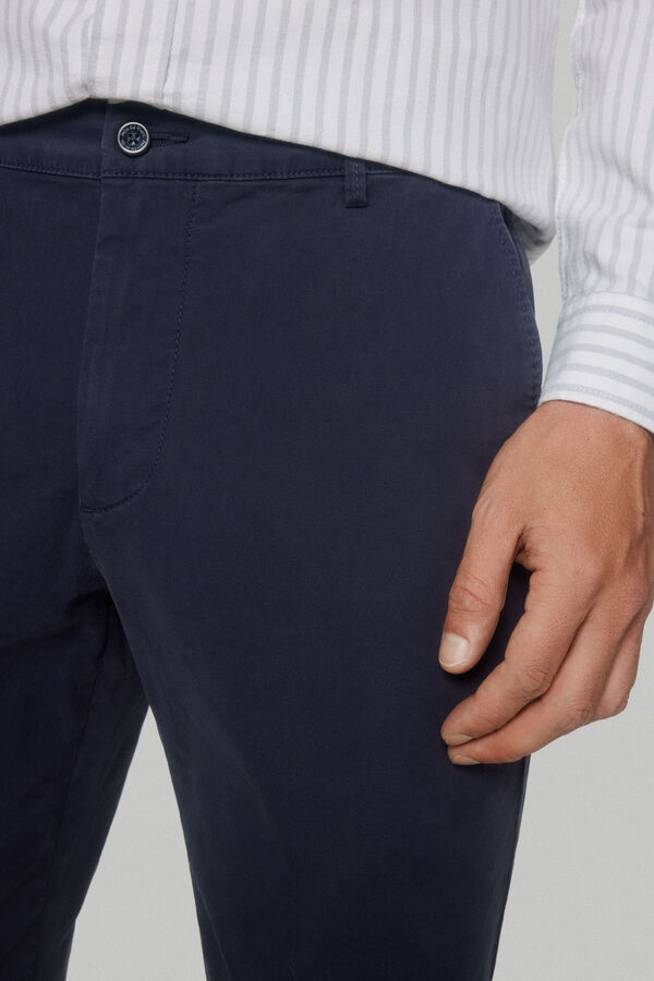 Pantalones Pedro del Hierro Hombre  Pantalón chino slim en pana coordinado  con americana Gris - Anniegoserver
