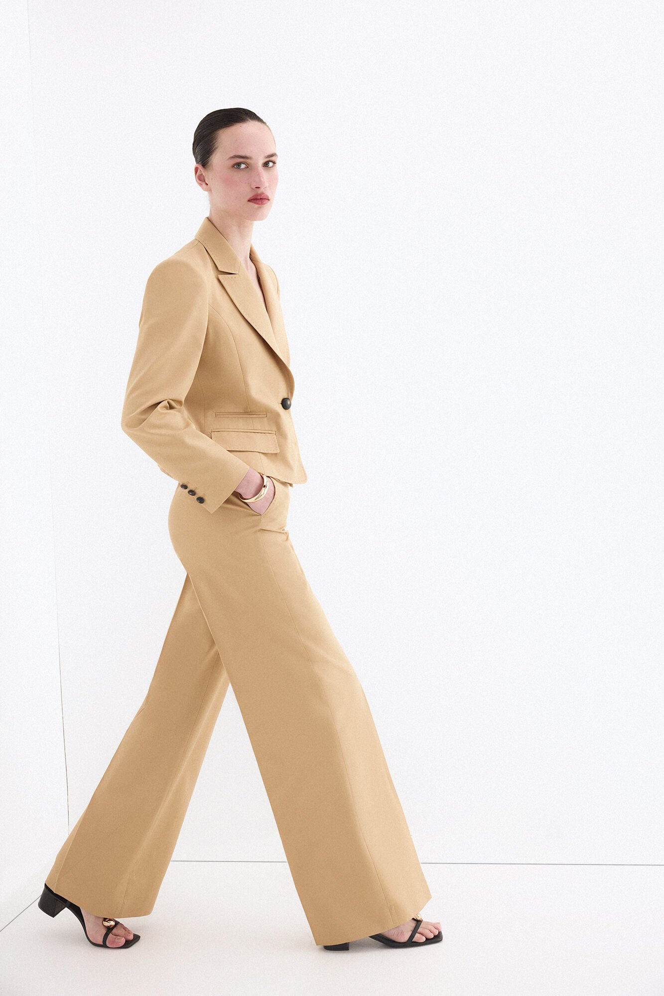 Pedro del Hierro Camel tailored trousers