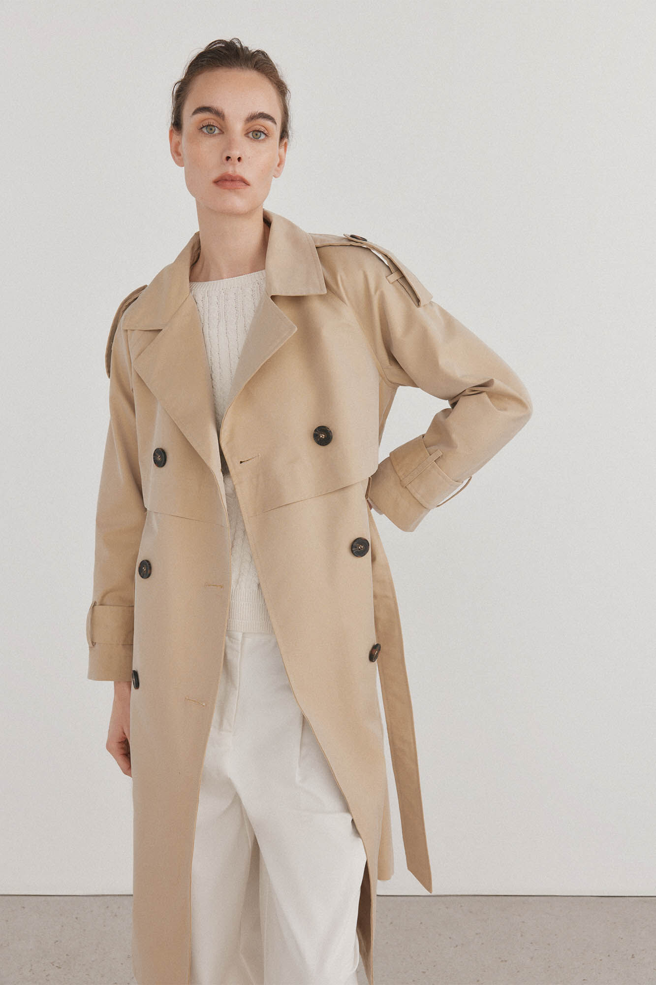 Long plain trench coat | Womens Trench Coats | Cortefiel