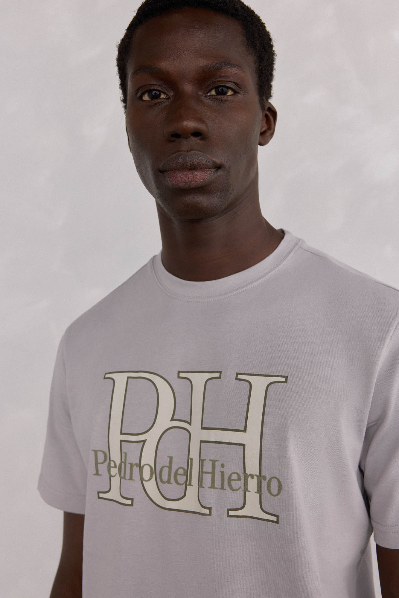 Pedro del Hierro T-shirt logo