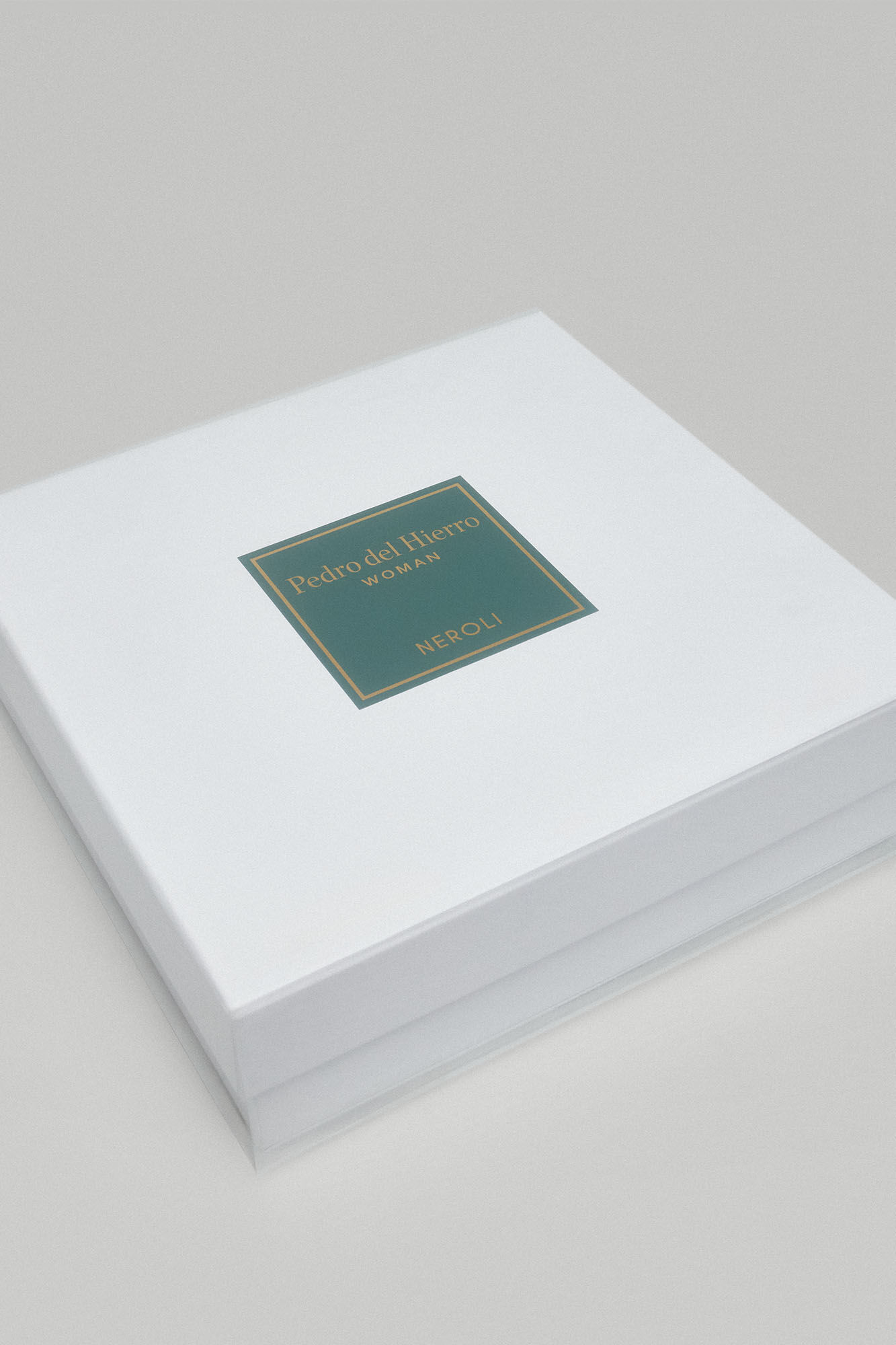 Pedro del Hierro Cofre neroli