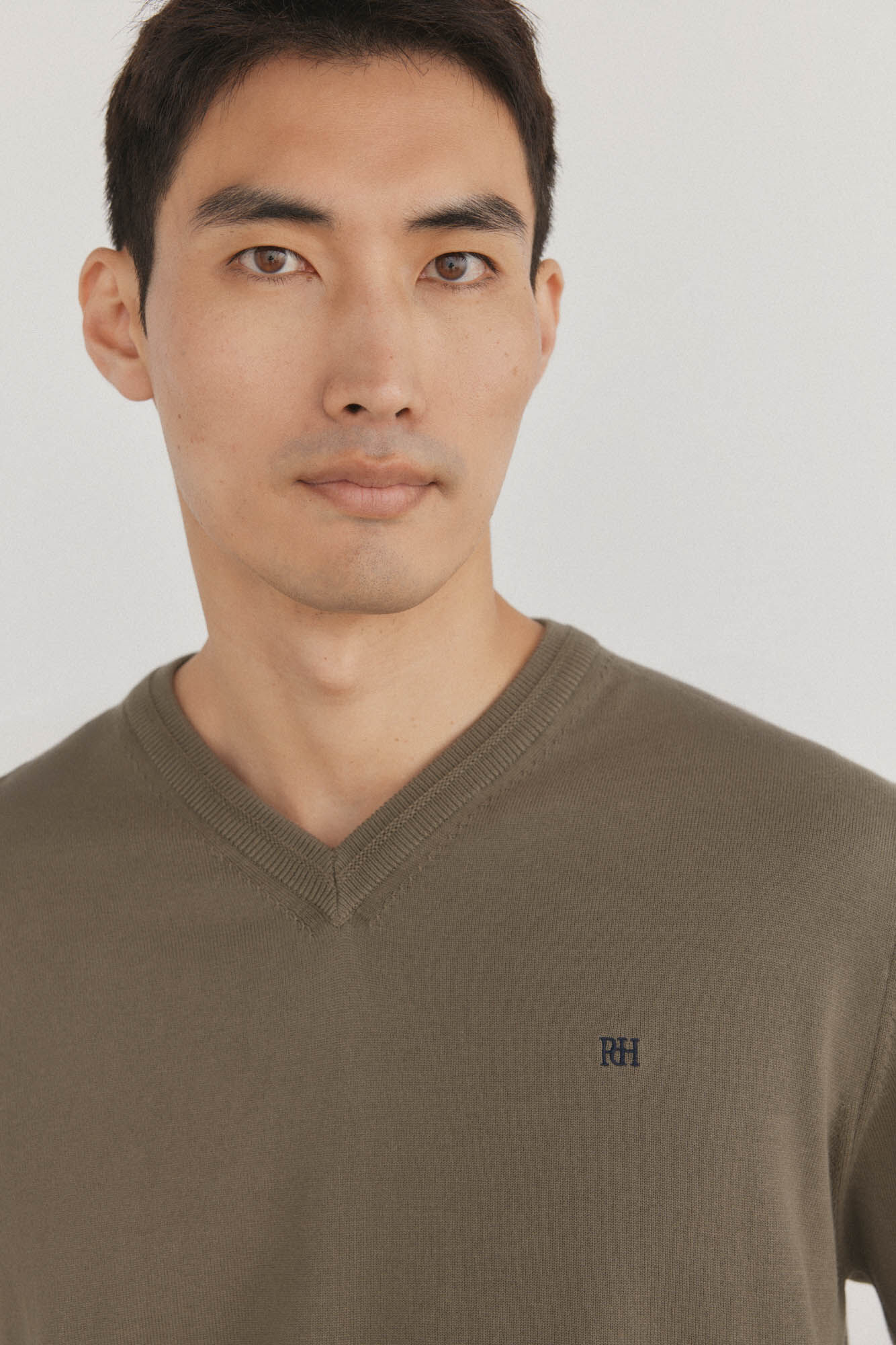 Pedro del Hierro Premium cotton fine jersey-knit V neck