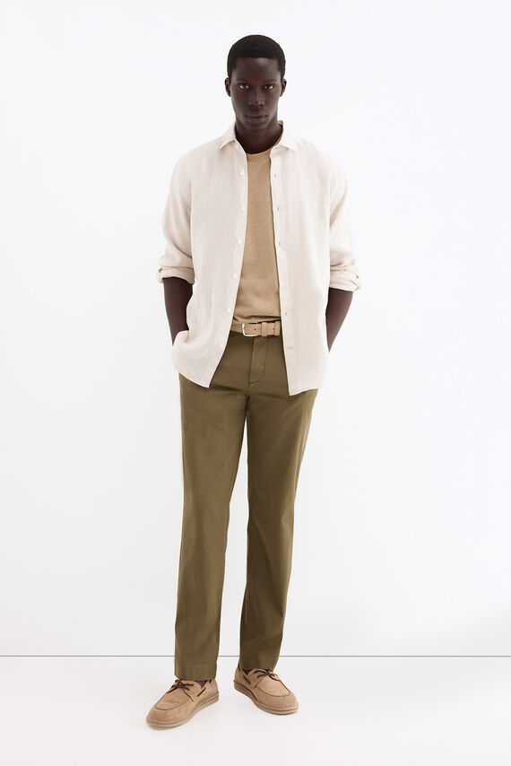 Pantalón chino estructura regular fit