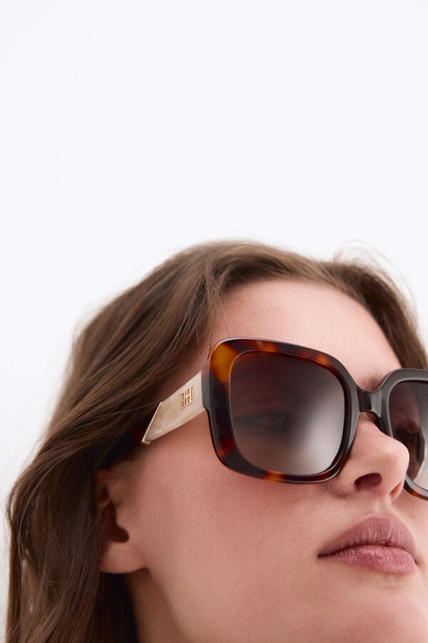 Pedro del Hierro Tortoiseshell maxi sunglasses Brown