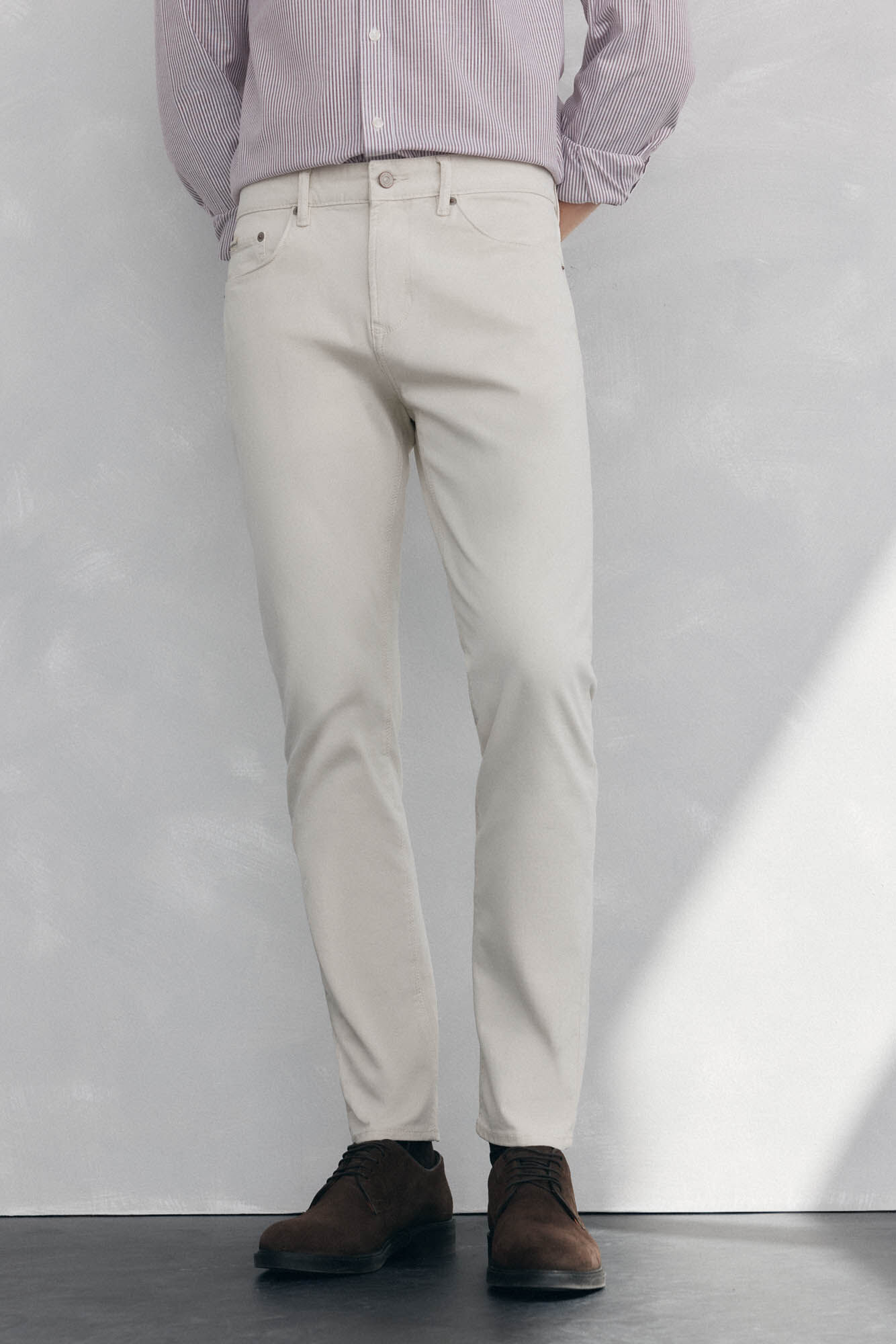 Pedro del Hierro Coloured slim fit 5-pocket trousers.