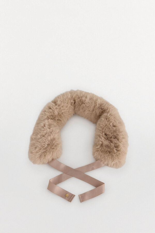 Pedro del Hierro Bow stole Ecru