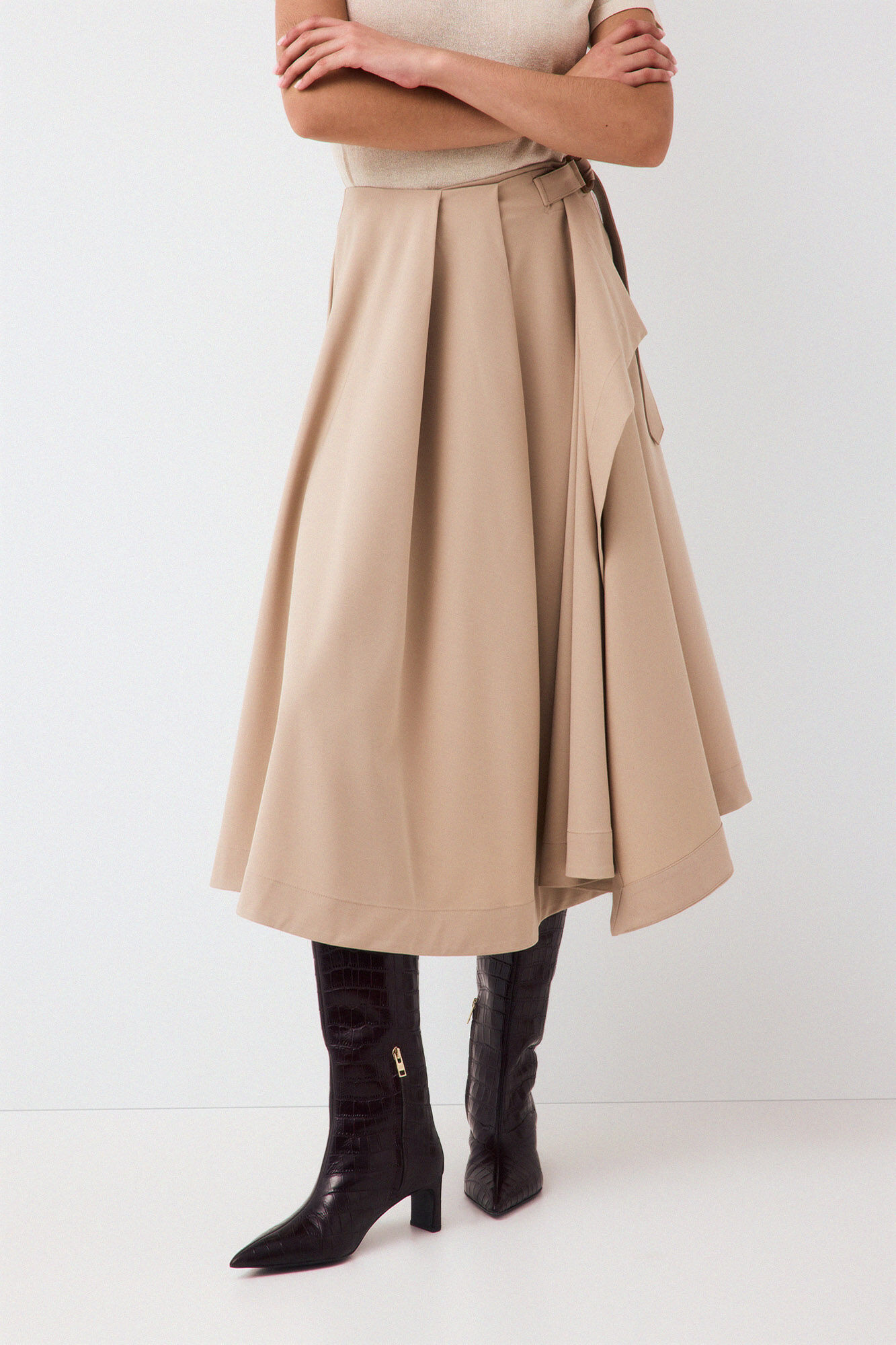 Pedro del Hierro Skirt with buckle detail