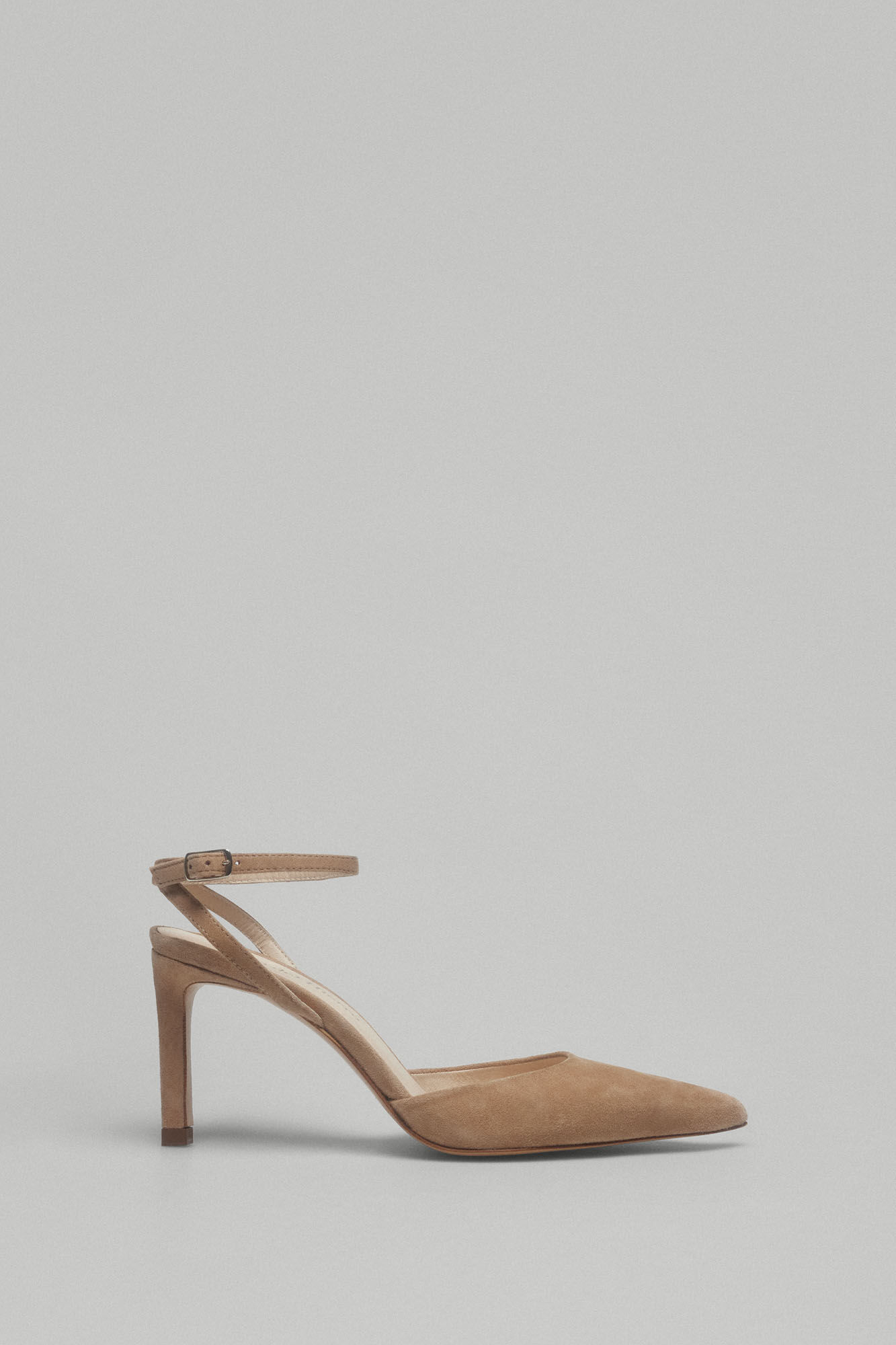 Pedro del Hierro Slingback court shoes
